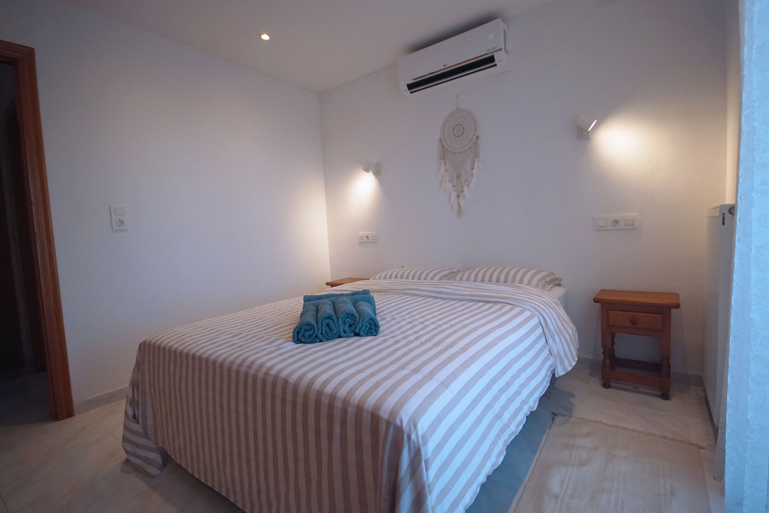 Dubbele slaapkamer beneden 1